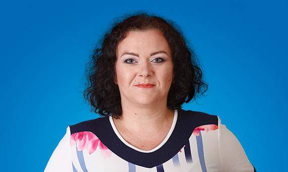Eliza Wyrwich lucrează la biroul Contabilitate și incaso la Mega Pol Trans de la Pila și în cazul neachitării facturilor apeleaz
